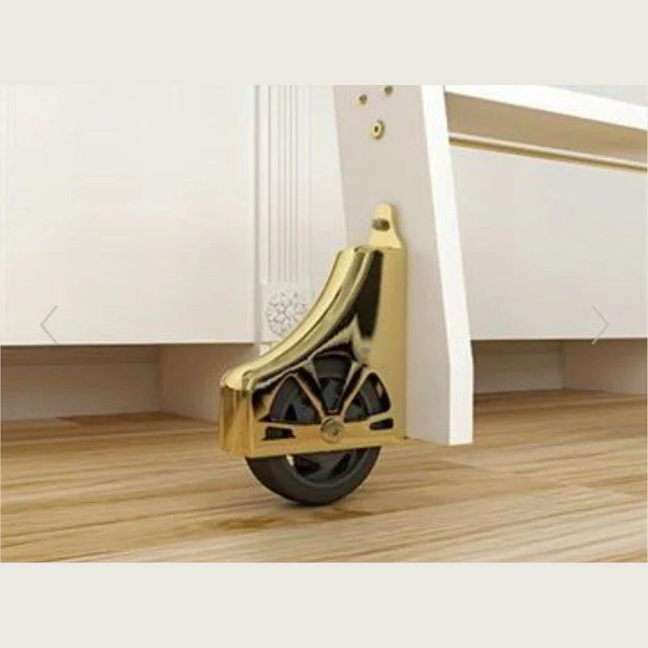 Meadow Lane ladder wheel in polished brass.