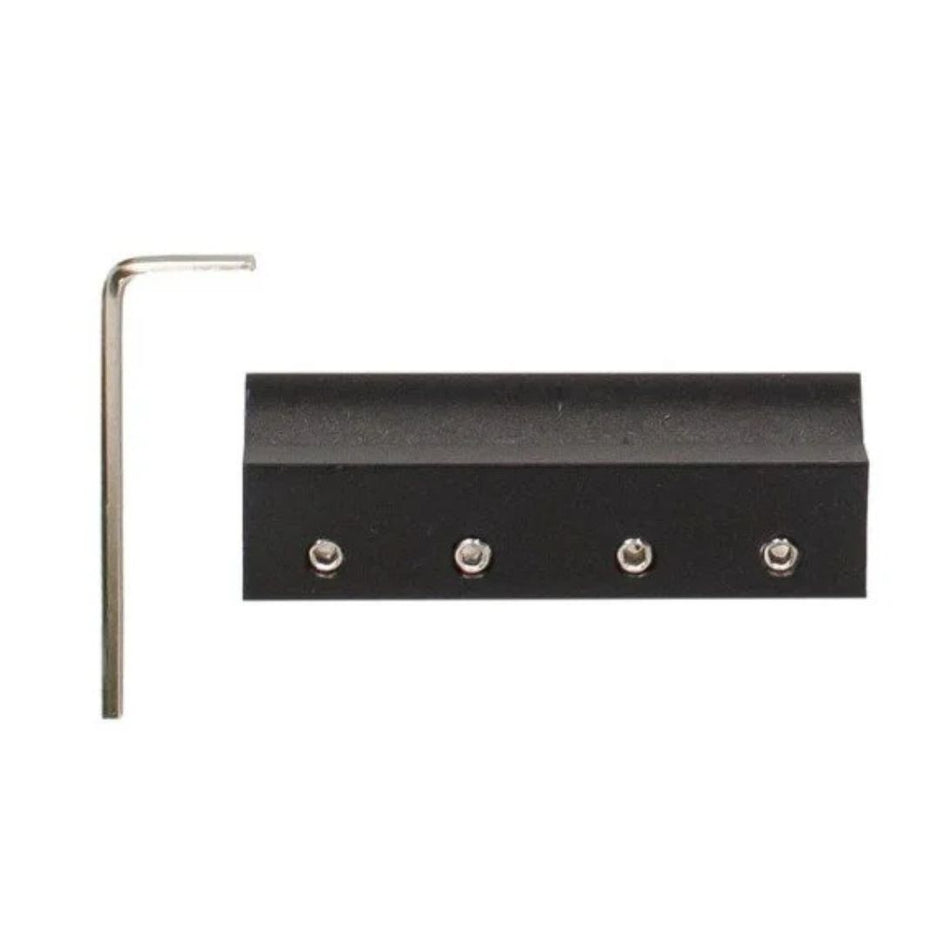 Meadow Lane splice kit in black.